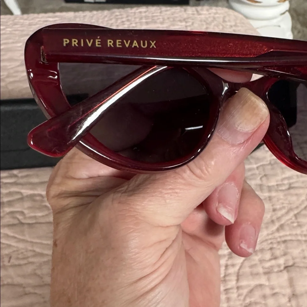 Prive’Revaux “Inside Job” sunglasses - Picture 7 of 7